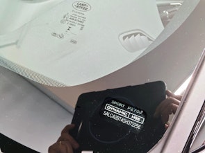 Vehicle image LAND ROVER Discovery Sport 1.5 T 270e Dynamic HSE