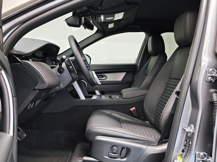 Vehicle image LAND ROVER DISCOVERY SPORT