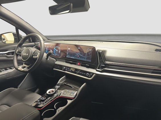 Vehicle image 13 Vehicle image 13