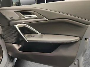 BMW X1 23d xDrive paddles