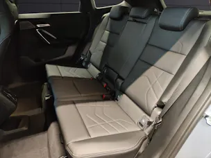 BMW X1 23d xDrive paddles