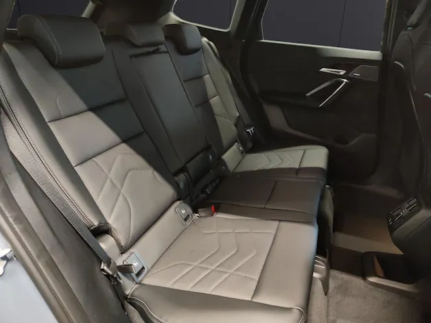 BMW X1 23d xDrive paddles