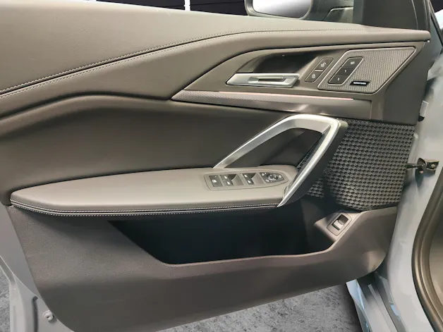 BMW X1 23d xDrive paddles