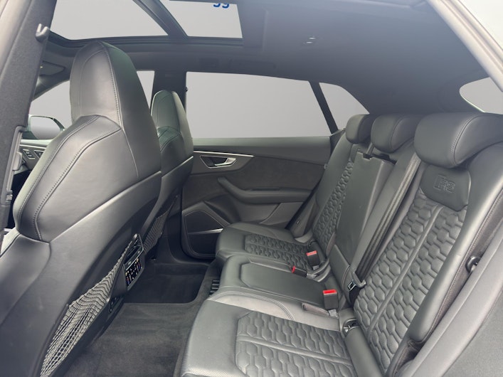 Vehicle image AUDI RSQ8