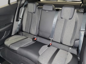 Vehicle image PEUGEOT 2008 1.2 Hybrid 145 Allure Premium