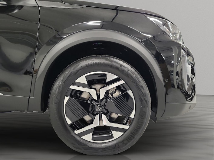 Vehicle image PEUGEOT 2008