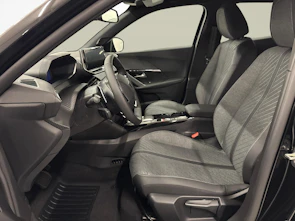 Fahrzeugbild PEUGEOT 2008 1.2 Hybrid 145 Allure Premium