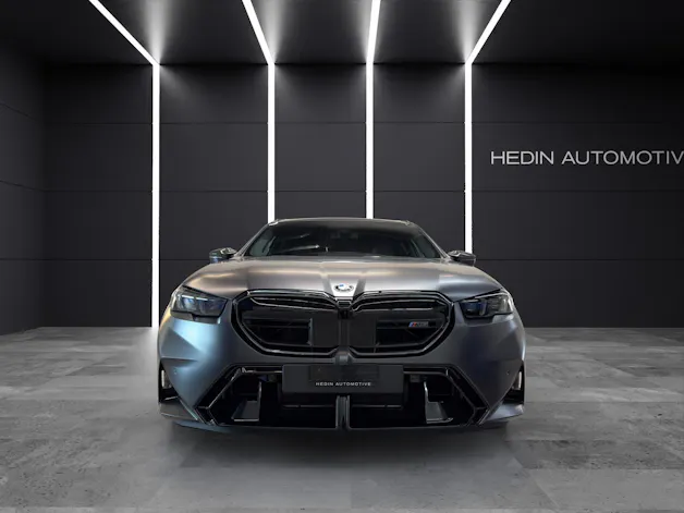 BMW M5 xDrive Touring