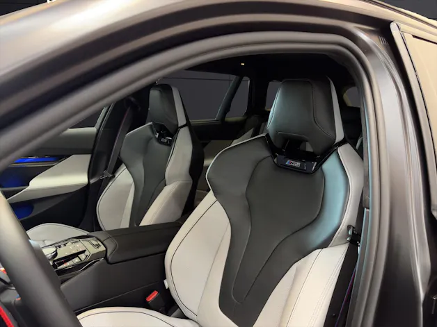 BMW M5 xDrive Touring