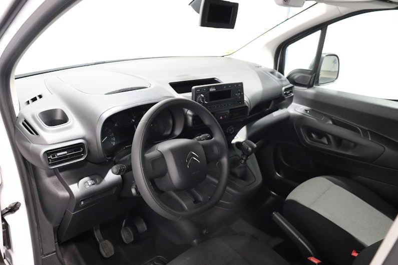 Vehicle image CITROEN BERLINGO