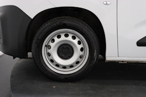 Vehicle image CITROEN Berlingo XL erhöhte Nutzlast 1.5 BlueHDi 100 S/S