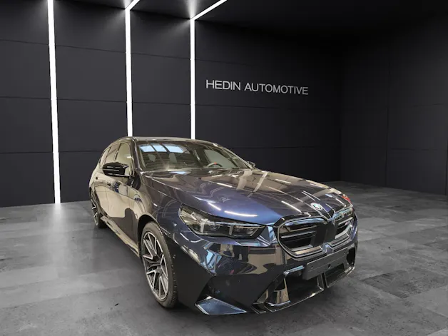 BMW M5 xDrive Touring