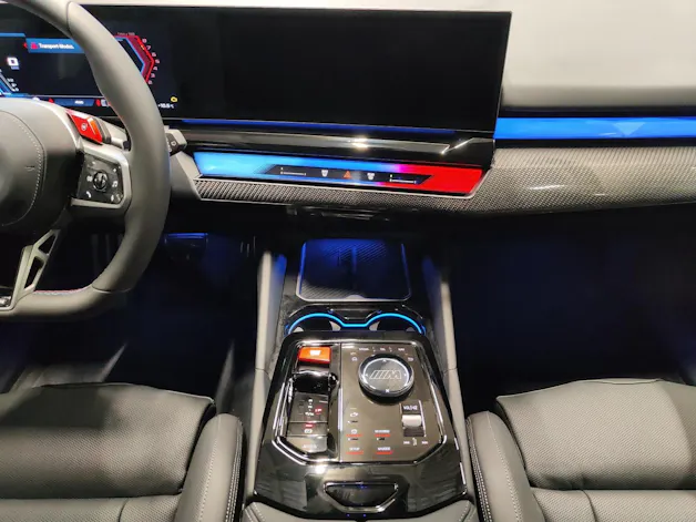 BMW M5 xDrive Touring
