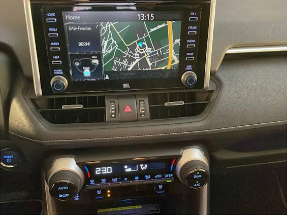 Vehicle image 8 Vehicle image 8