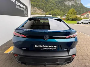 Peugeot 408 1.6 PHEV 225 GT