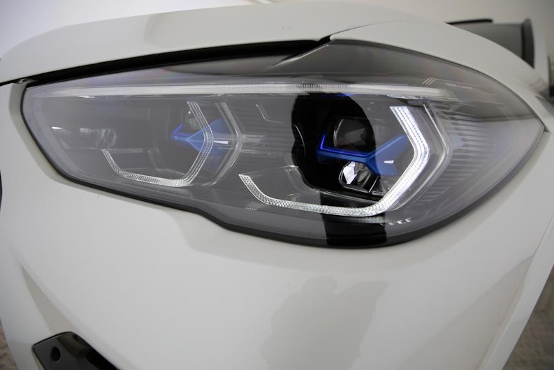 Vehicle image BMW X5