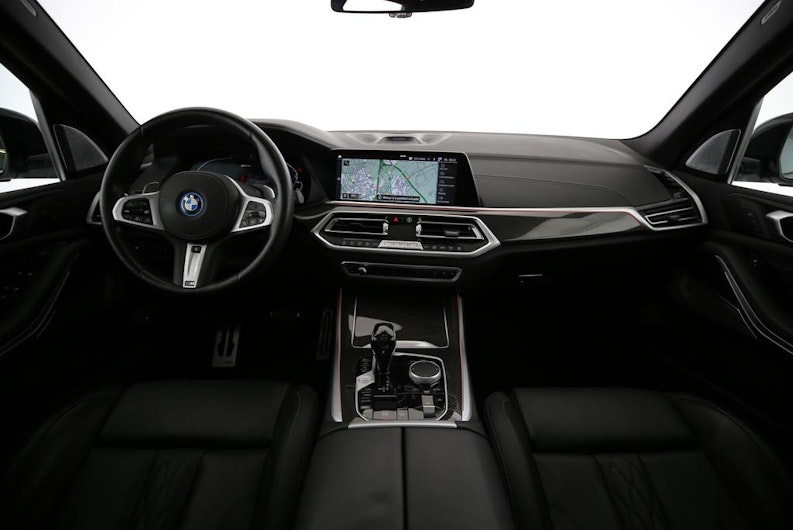 Vehicle image BMW X5