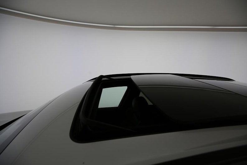 Vehicle image BMW X5