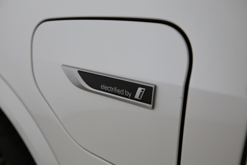 Vehicle image BMW X5