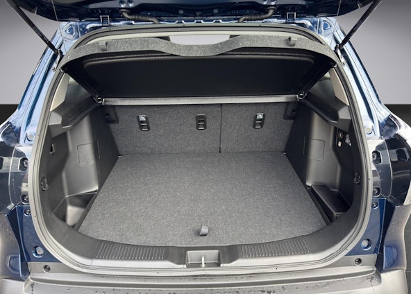 Vehicle image 5 Vehicle image 5