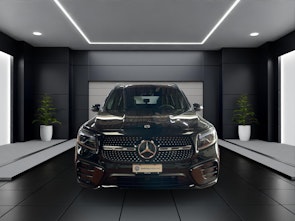 Vehicle image MERCEDES-BENZ GLB 220 d 4MATIC AMG Line