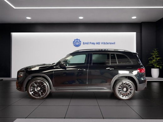 MERCEDES-BENZ GLB 220 d AMG Line 4matic 2