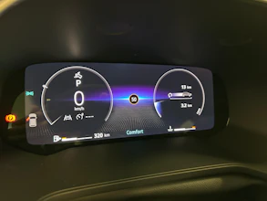 https://vehicle.imgix.net/4089577/4cceccc8-891a-4aba-8edb-cce06c98049f.jpg
