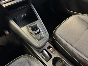 https://vehicle.imgix.net/4089577/abb3e9c1-c370-4b2e-964d-de2d7623ed5a.jpg