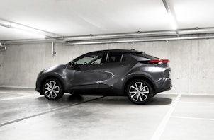 Vehicle image TOYOTA C-HR 2.0 PHEV Swiss Edition