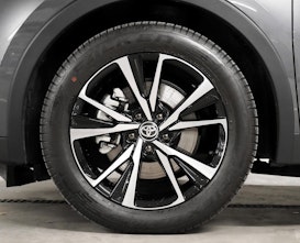 Vehicle image TOYOTA C-HR 2.0 PHEV Swiss Edition