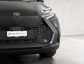 Vehicle image TOYOTA C-HR 2.0 PHEV Swiss Edition