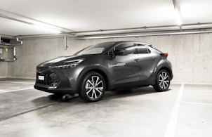 Vehicle image TOYOTA C-HR 2.0 PHEV Swiss Edition