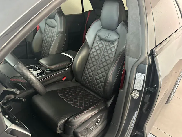 Audi SQ8 4.0 V8 TFSI quattro T-Tronic