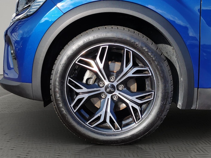 Vehicle image MITSUBISHI ASX