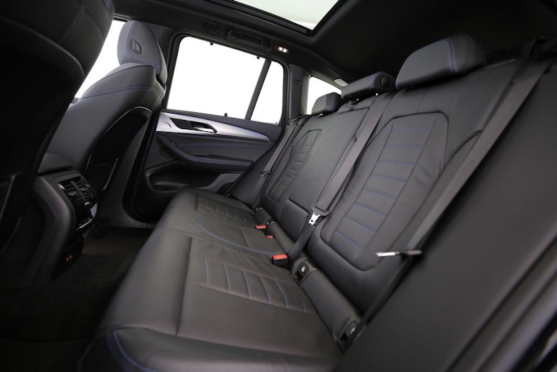 Vehicle image BMW X3