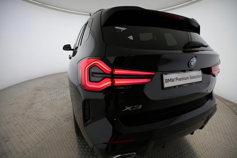 Vehicle image BMW X3