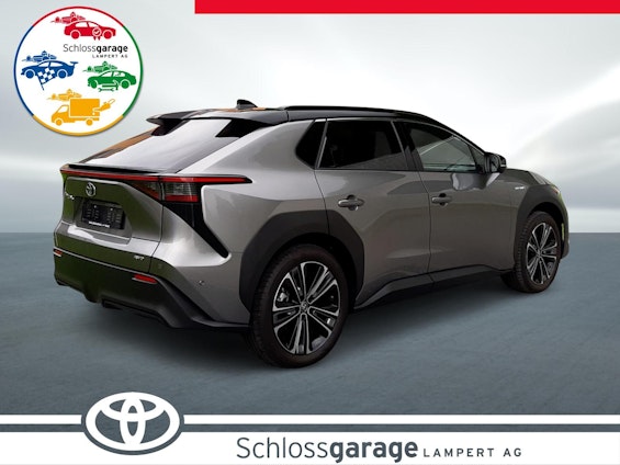 Vehicle image 5 Vehicle image 5