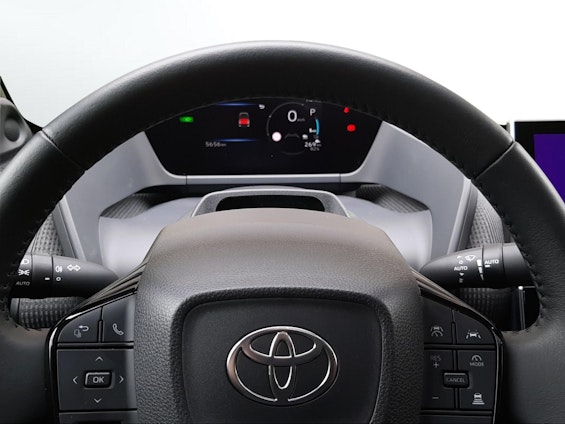 Vehicle image 9 Vehicle image 9