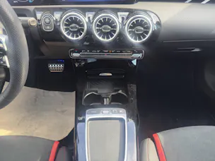 MERCEDES-BENZ A 35 AMG 4matic