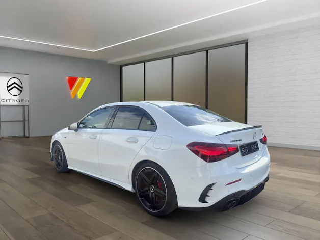 MERCEDES-BENZ A 35 AMG 4matic