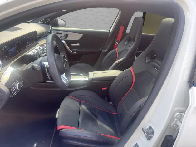 MERCEDES-BENZ A 35 AMG 4matic