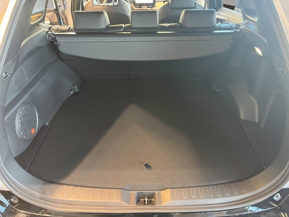 Vehicle image 8 Vehicle image 8