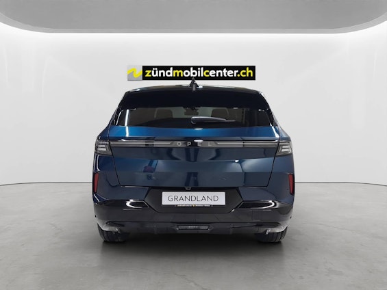 Vehicle image 3 Vehicle image 3