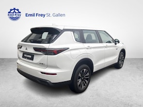 Vehicle image MITSUBISHI Outlander 2.4 PHEV Inform 4x4