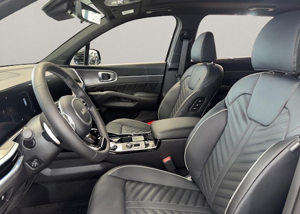 Vehicle image 8 Vehicle image 8