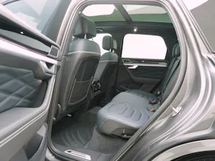 VW Touareg 3.0 V6 TSI R-Line Black Style 4Motion