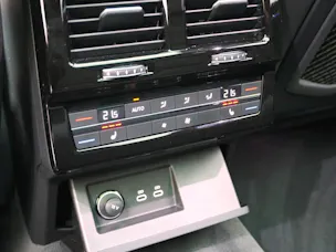 VW Touareg 3.0 V6 TSI R-Line Black Style 4Motion