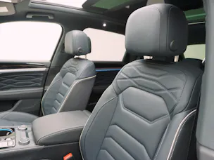 VW Touareg 3.0 V6 TSI R-Line Black Style 4Motion