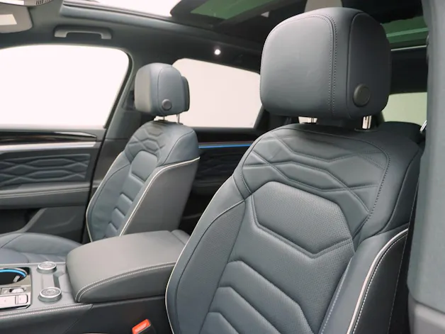 VW Touareg 3.0 V6 TSI R-Line Black Style 4Motion