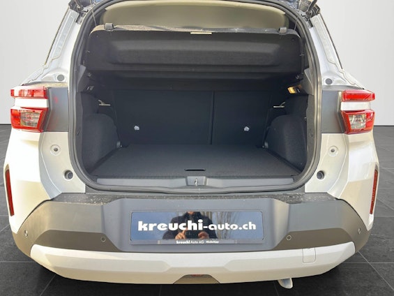 Vehicle image 14 Vehicle image 14